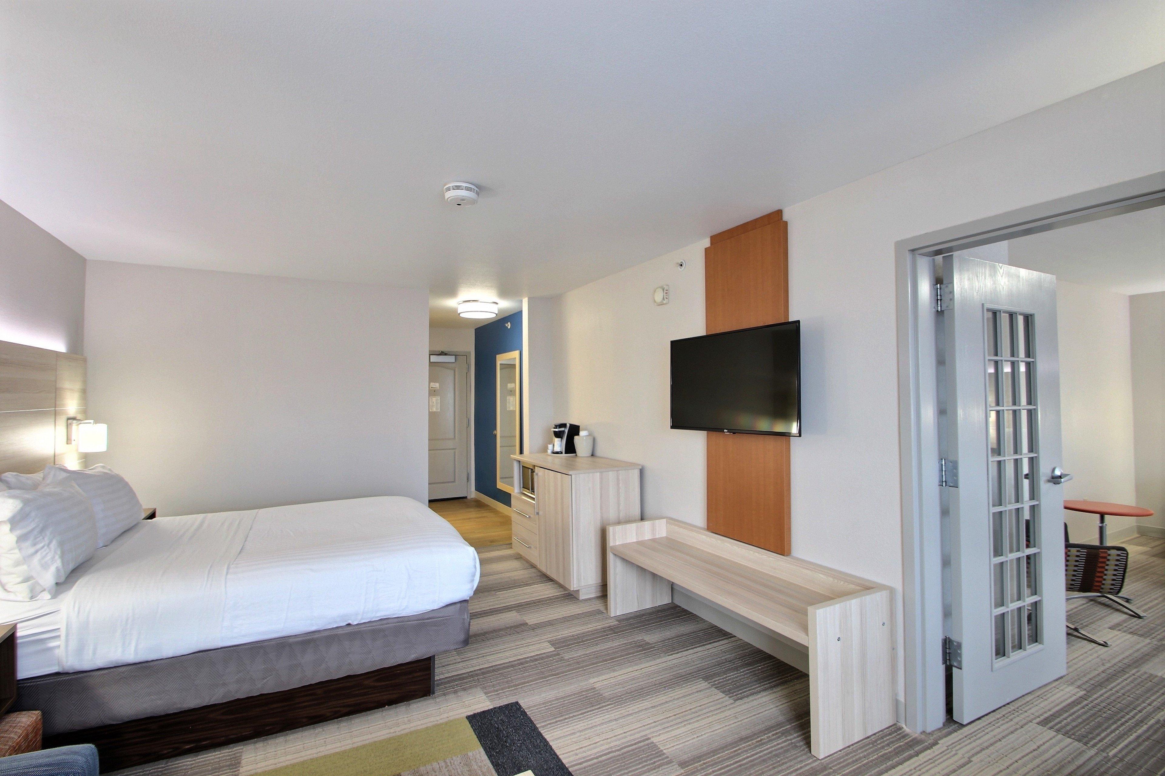 Holiday Inn Express Hotel & Suites Milwaukee Airport By Ihg Exterior foto