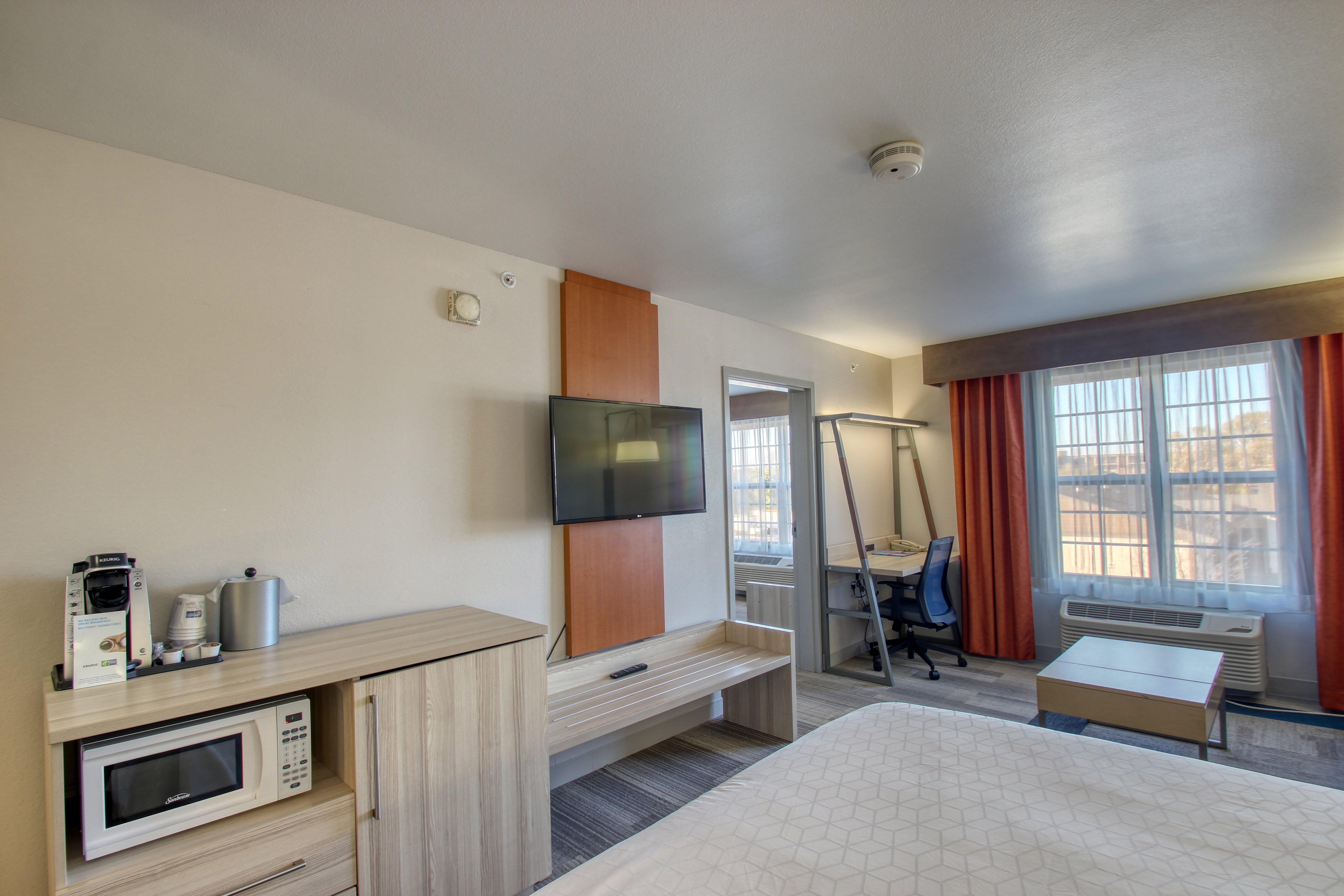 Holiday Inn Express Hotel & Suites Milwaukee Airport By Ihg Exterior foto
