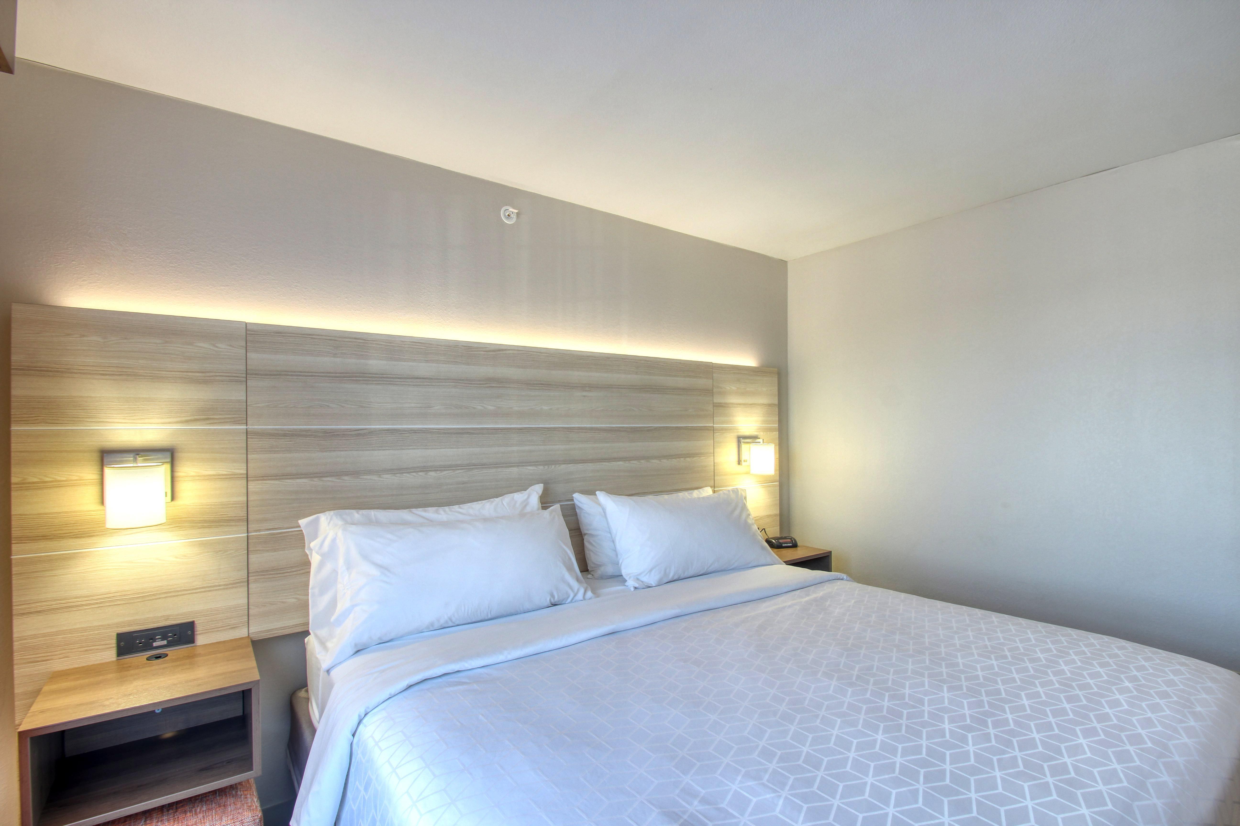 Holiday Inn Express Hotel & Suites Milwaukee Airport By Ihg Exterior foto