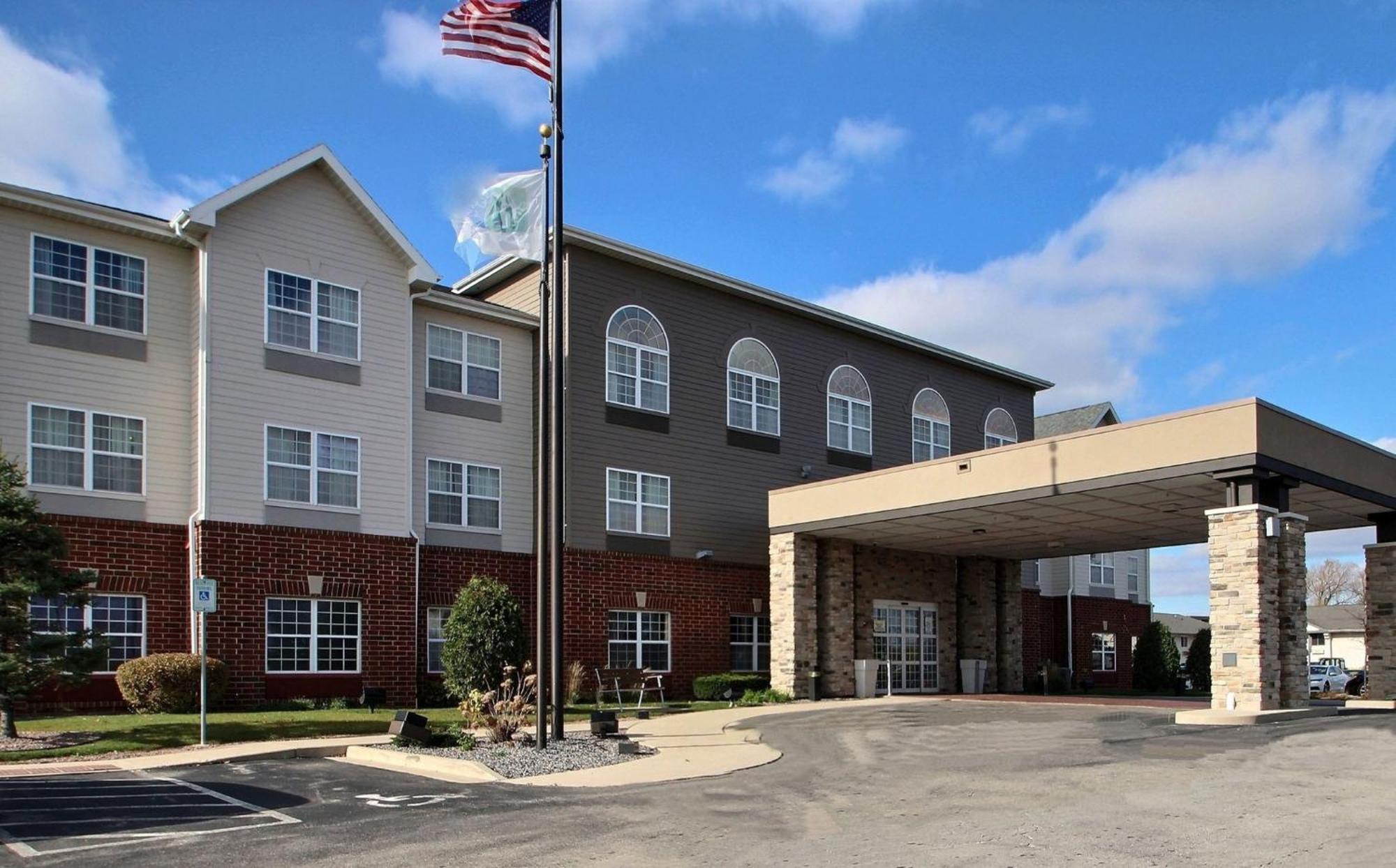 Holiday Inn Express Hotel & Suites Milwaukee Airport By Ihg Exterior foto