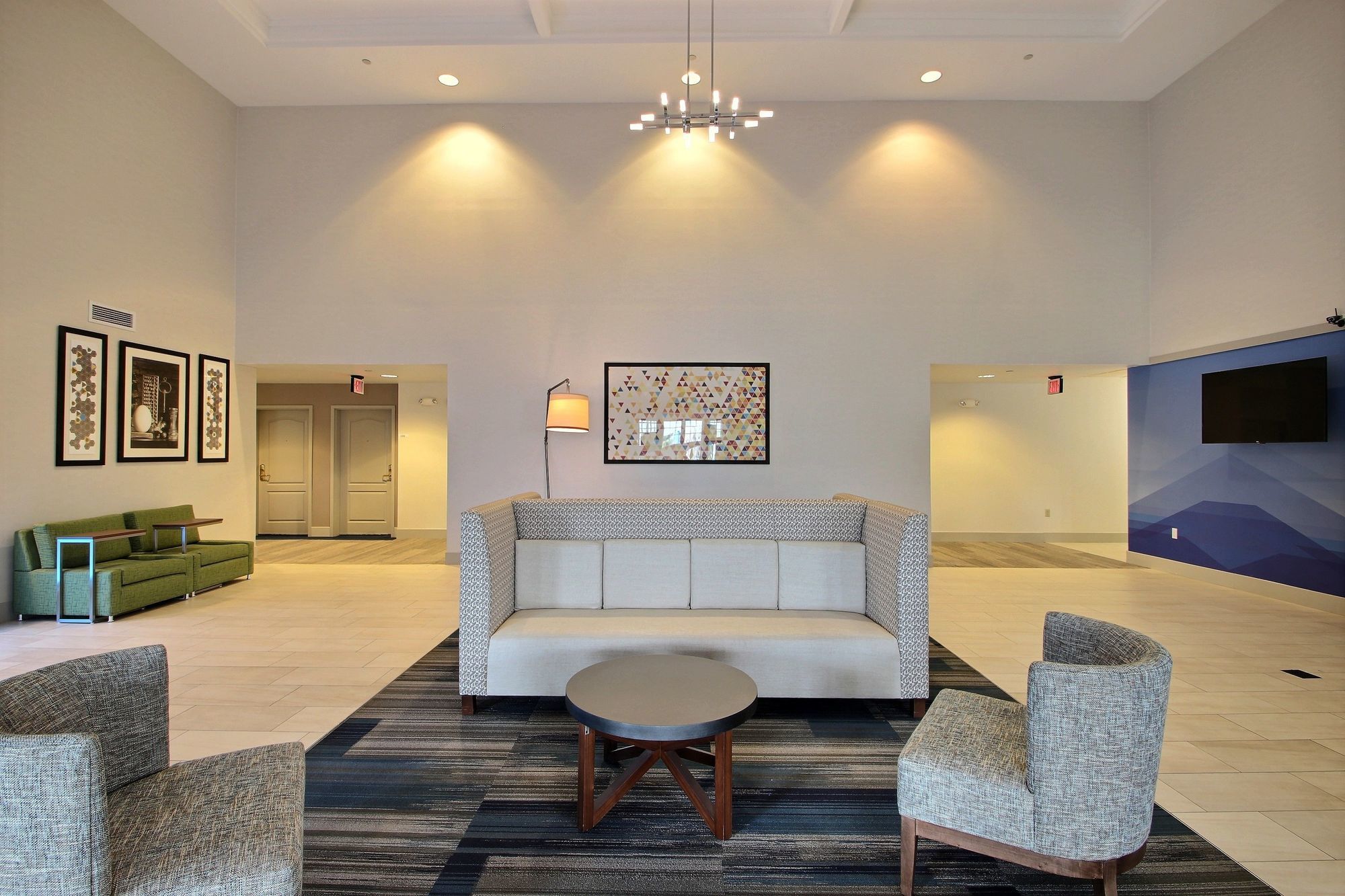 Holiday Inn Express Hotel & Suites Milwaukee Airport By Ihg Exterior foto